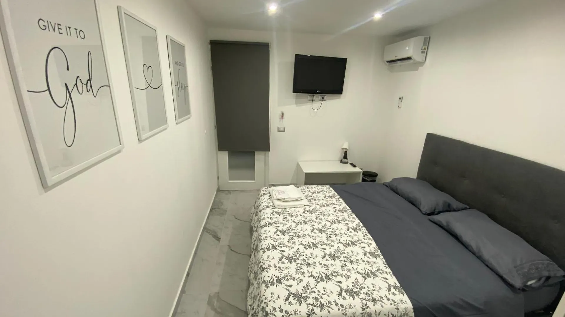 Holiday home Carlant Apartment Catania Italy